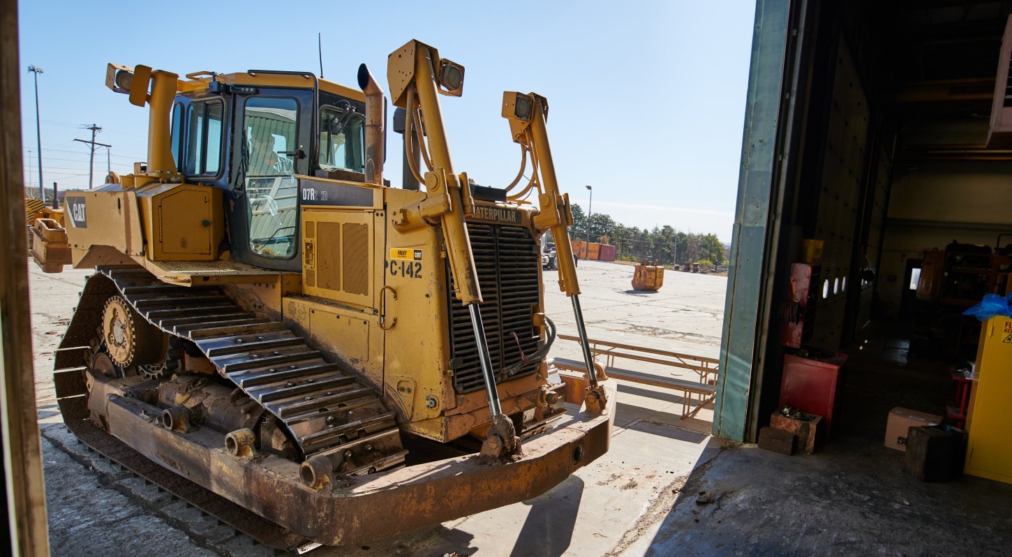 Machine Rebuilds Cat With Foley Equipment