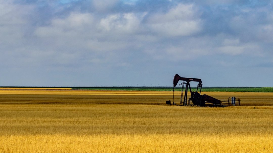 Oilwell on Kansas Prairie