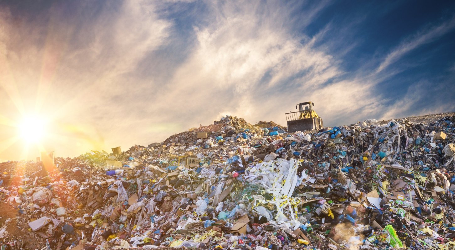 Reno County Landfill Hill & Cat Machine